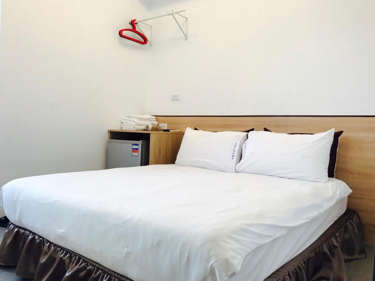Grano-House Hostel Taichung Bagian luar foto