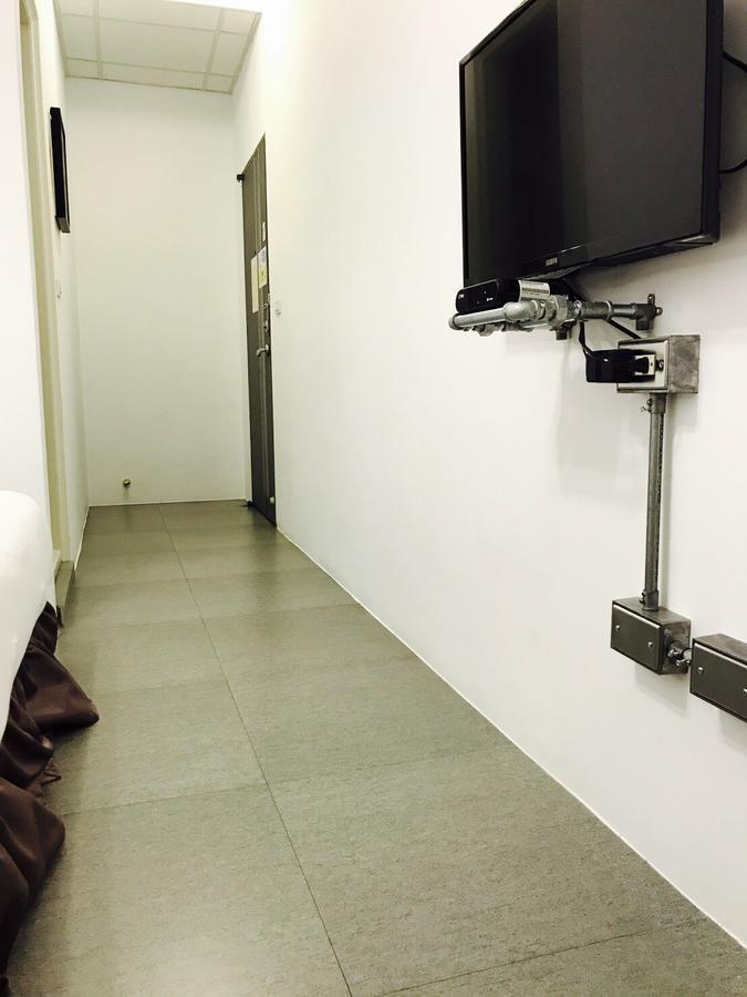 Grano-House Hostel Taichung Bagian luar foto