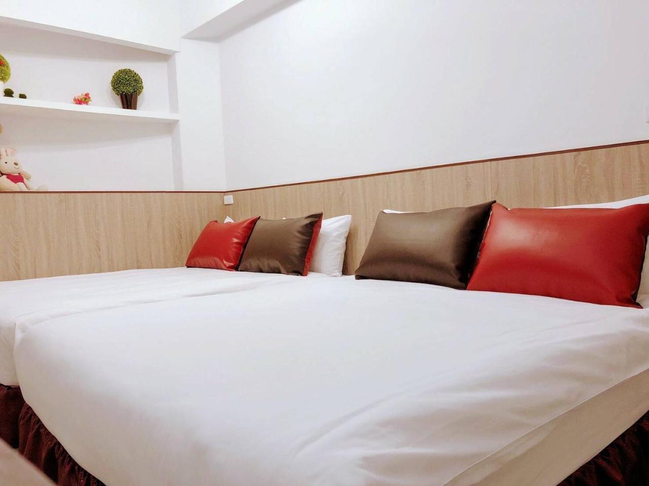 Grano-House Hostel Taichung Bagian luar foto