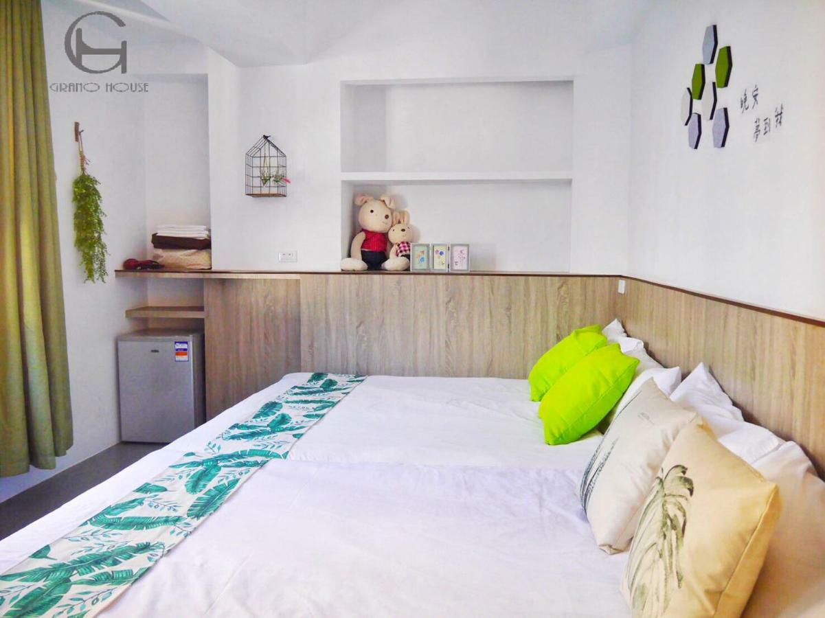 Grano-House Hostel Taichung Bagian luar foto